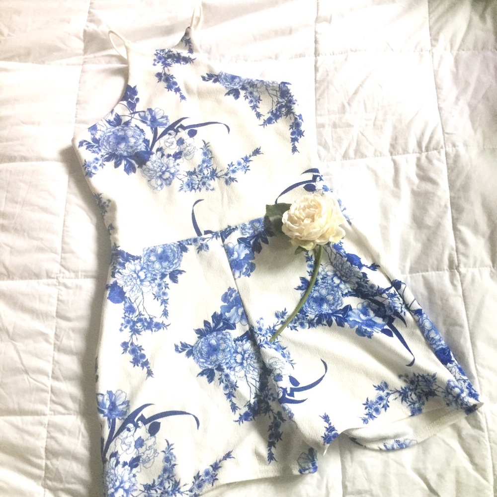 BooHoo Blue and White Floral Romper Cross Back